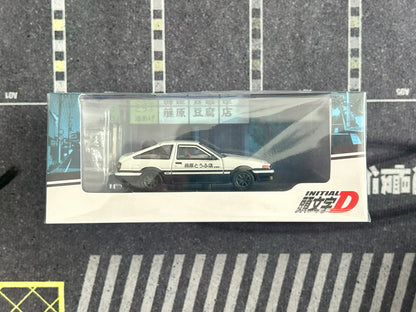 1:64 Hobby Japan Initial D Toyota Sprinter Trueno GT AE86