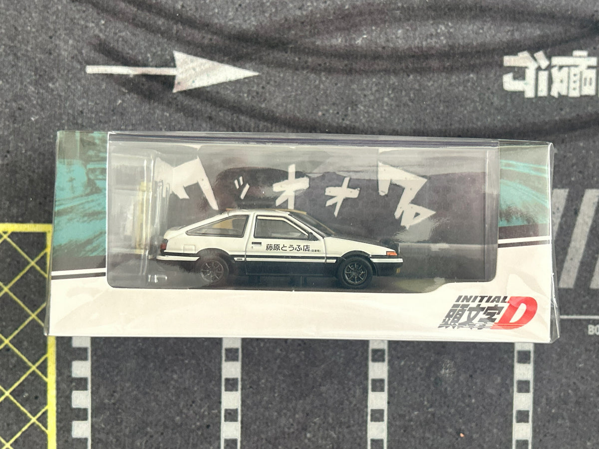 1:64 Hobby Japan Initial D Toyota Sprinter Trueno GT AE86